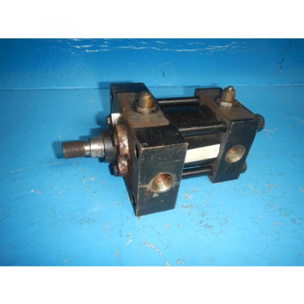 Vickers Botswana  TG09EACA1FF01000 250#034; Bore X 1#034; Stroke Hydraulic Cylinder #1 image