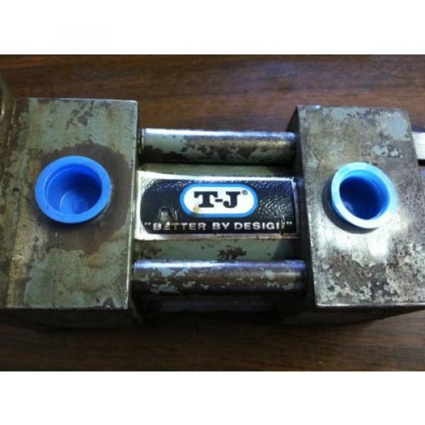 Vickers Honduras  T-J Hydraulic Cylinder Model SH2-2, 2#034; Bore x 1#034; Stroke #2 image