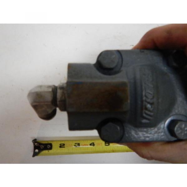 Vickers Netheriands  V101S2S27A20 Single Vane Hydraulic  Hydraulic Pump V101S2S27A20 #3 image