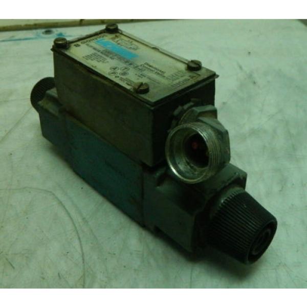 Vickers Rep.  Hydraulic Directional Control Valve, DG4V-3-6C-M-W-B-40, Used, Warranty #1 image