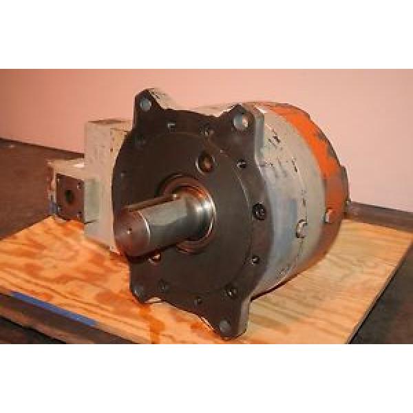 Vickers Netheriands  Hydraulic Screw Motor MHT90-9595-30-IA96 Used #16655 #1 image