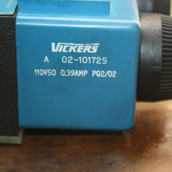 VICKERS Belarus  HYDRAULIC DG4V-3S-8C-VM-U-A5-60 A02-101725 Solenoid Operated Directional #4 image