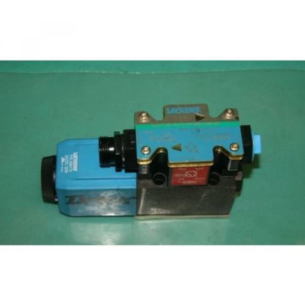 Vickers, France  DG4V-3S-2A-M-FPA5WL-H5-60, Directional Hydraulic Valve Eaton Origin #1 image