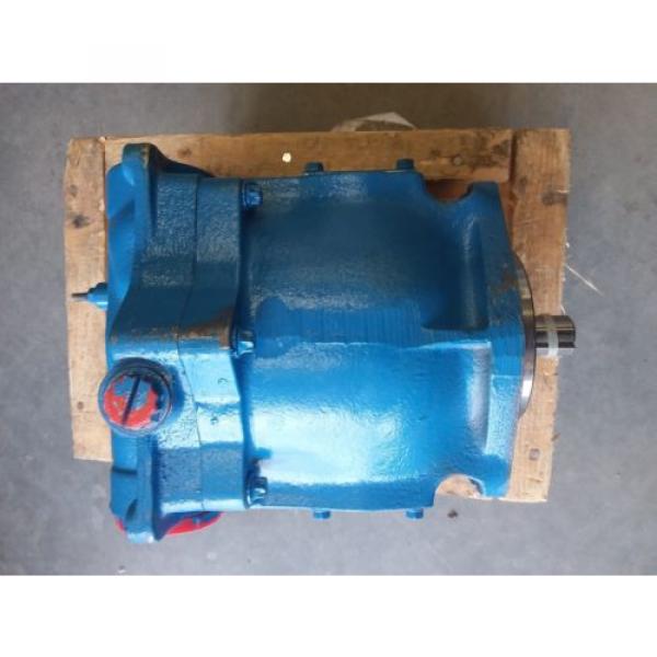 Vickers Haiti  pvq40 piston pump #1 image