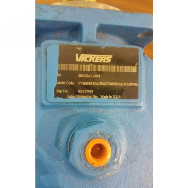 Vickers Haiti  PVH098R13AJ30A07000001AD1AB010A Hydraulic Pump 02-137493    #2119SR #2 image