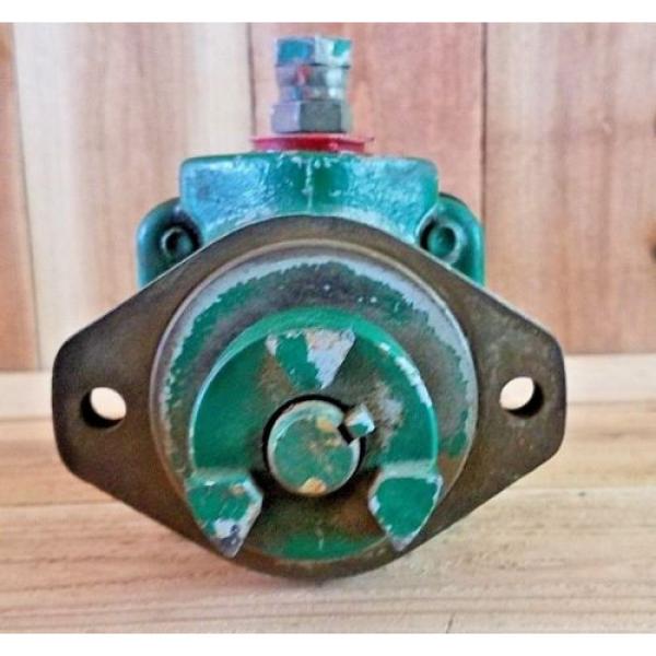 Vickers Luxembourg  Vane Pump V210-8-10-12 - V210-8-1C-12 - 8gpm #5 image