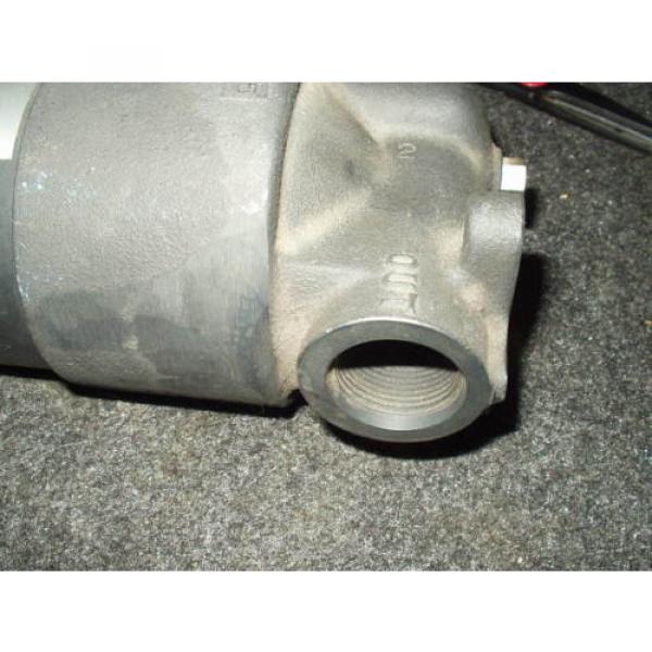 VICKERS Luxembourg  Hydraulic Filter M/N: H3501B4RBB2C05 Takes Element  V6021B2C05 3000 psi #4 image