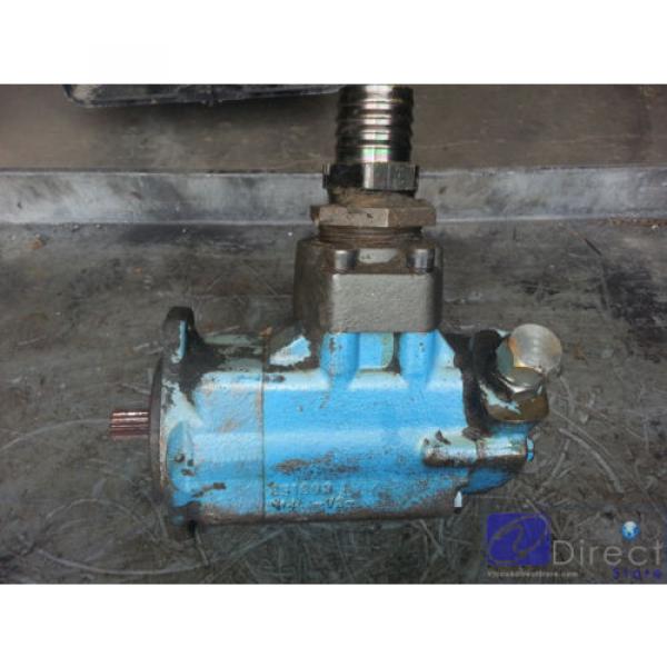 Pump Botswana  Hydraulic Eaton Vickers 2520VQ17C11 Used #1 image