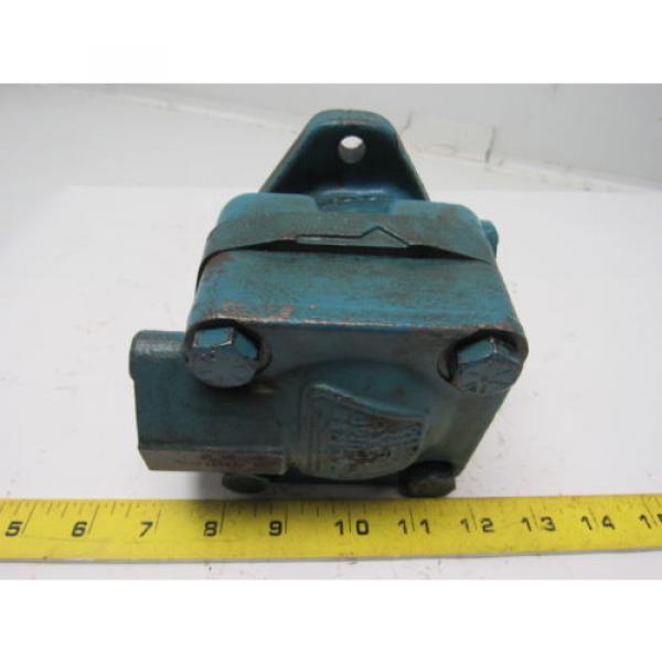 Vickers Suriname  V20 1S6S27A11L Single Vane Hydraulic Pump 1-1/4#034; Inlet 3/4#034; Outlet #4 image