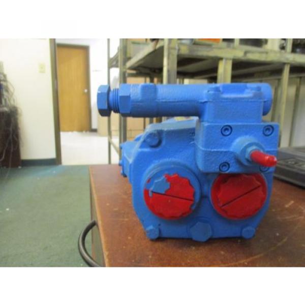 Vickers Guinea  Hydraulic Pump PVQ20-B2R-SEIS-21-C21D-12 #034;No Box#034; origin Surplus #5 image