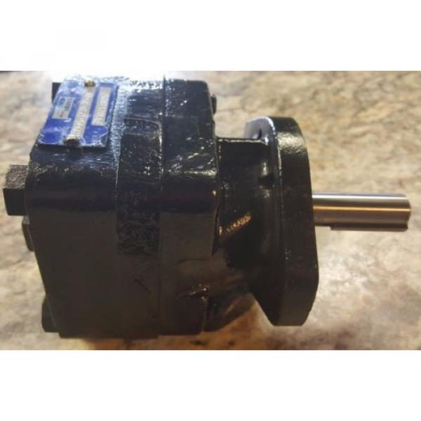 MHV20-4P6P-1C-20, Suriname  Metaris / Vickers Hydraulic Pump #1 image