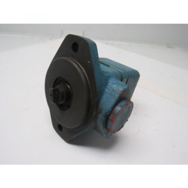 Vickers Bulgaria  V101P2S1A20 Single Vane Hydraulic Pump 1#034; Inlet 1/2#034; Outlet #5 image