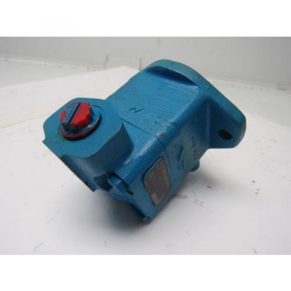 Vickers Brazil  V10 1S2S 27A20 Single Vane Hydraulic Pump 1#034; Inlet 1/2#034; Outlet #5 image