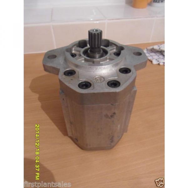 Sauer Danfoss Hydraulic Pump #1 image