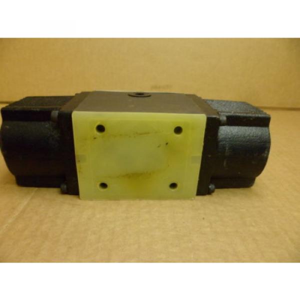 NACHI Peru  SS-G03-C6-R-D2-E10 WET TYPE SOLENOID OPERATED DIRECTIONAL HYDRAULIC VALVE #5 image