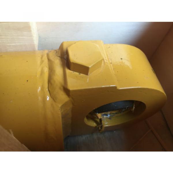 Hydraulic United States of America  Cylinder Komatsu Front Loader Dresser H100C 933489C93 911442 NOS #5 image